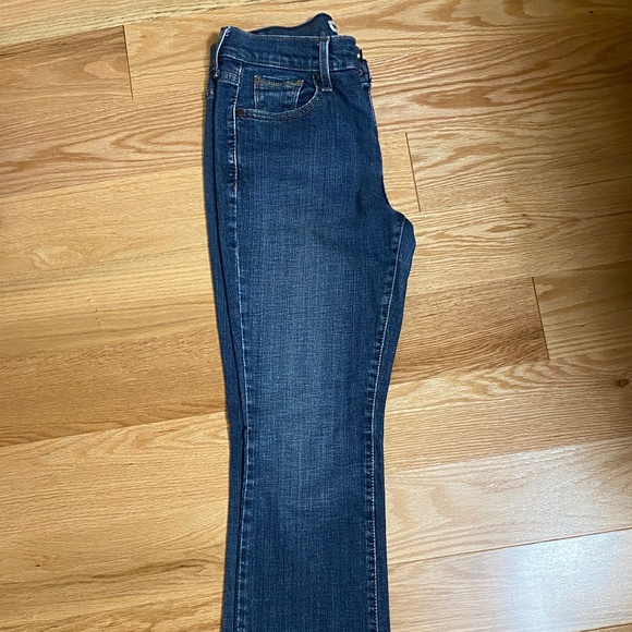 Levi’s Women’s 515 Bootcut, size 4 - Picture 2 of 6